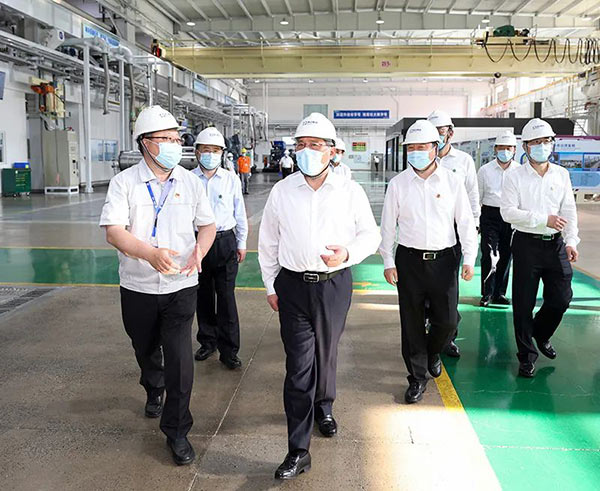 李強(qiáng)在遼寧調(diào)研時(shí)強(qiáng)調(diào) 大力優(yōu)化營商環(huán)境 增強(qiáng)發(fā)展動(dòng)力活力 推動(dòng)?xùn)|北全面振興取得新突破